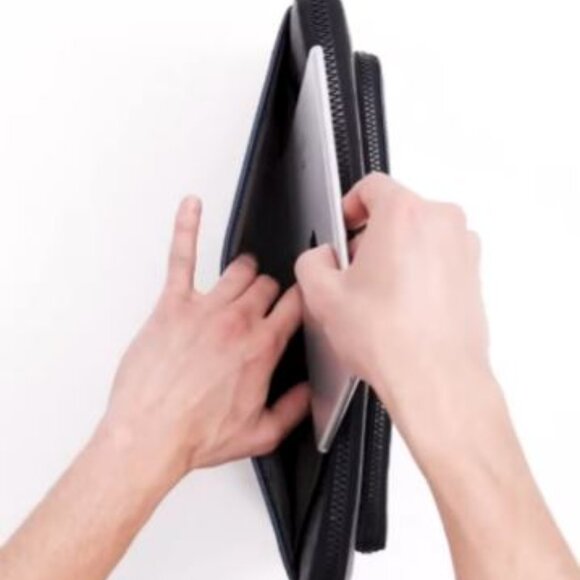 Coach Signature CE701 Triple Zip Portfolio | NWOT | Grey/Black/Denim - Picture 6 of 7